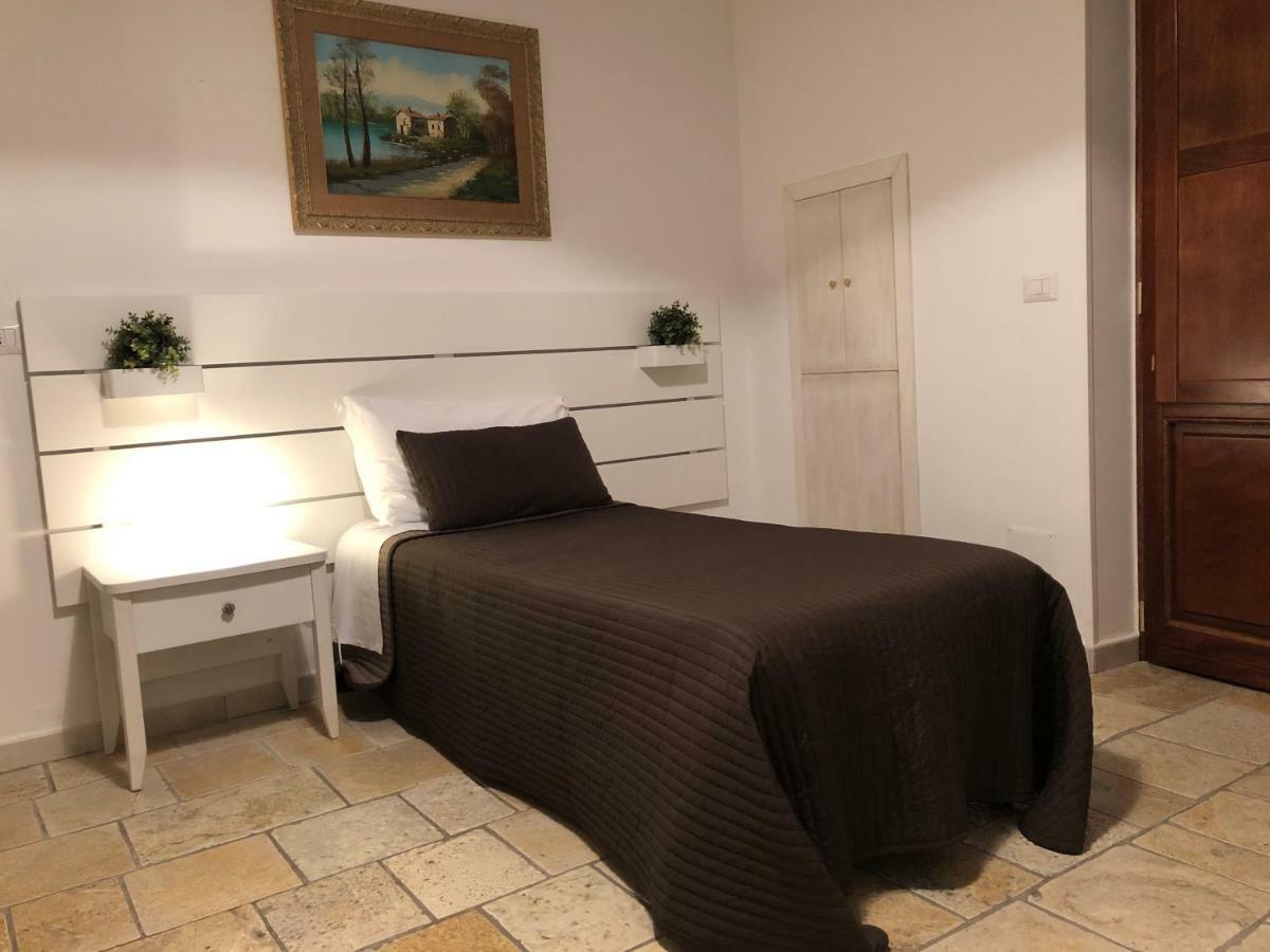 L'Angolo Del Marchese Laterza Bagian luar foto
